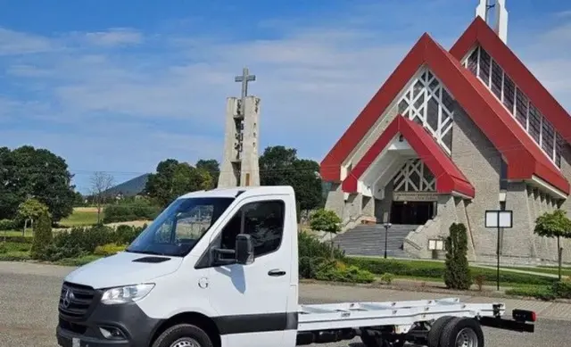 MERCEDES-BENZ Sprinter 