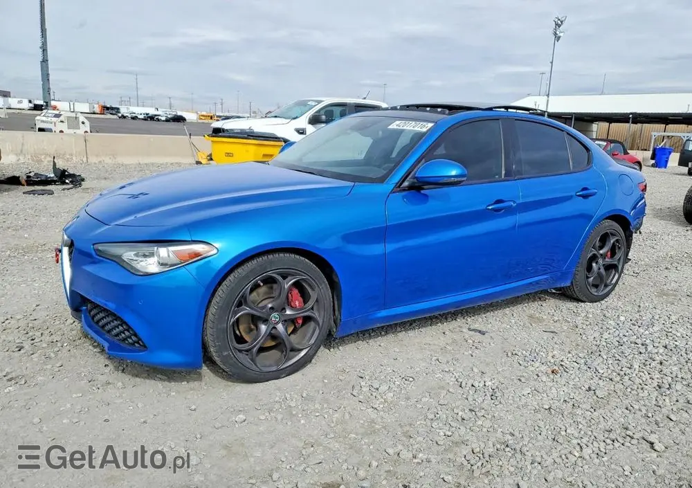 ALFA ROMEO Giulia 2.0 Turbo 16V AT8-Q4 Veloce Ti