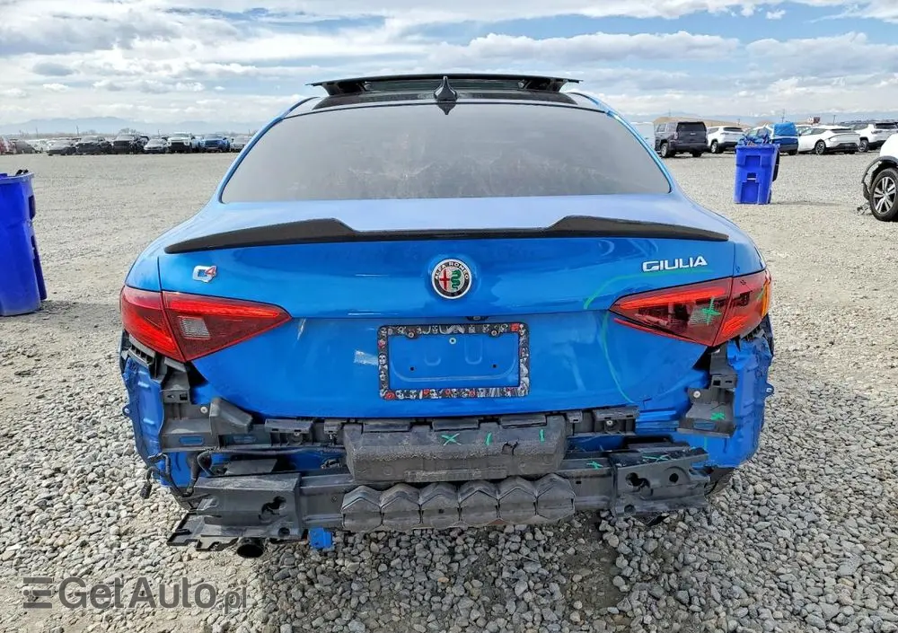 ALFA ROMEO Giulia 2.0 Turbo 16V AT8-Q4 Veloce Ti