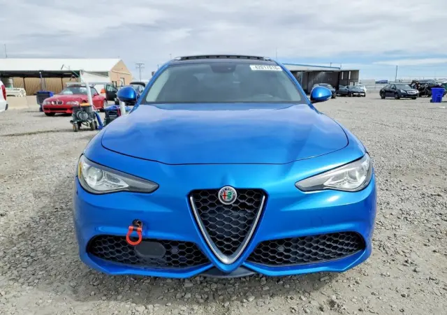 ALFA ROMEO Giulia 2.0 Turbo 16V AT8-Q4 Veloce Ti