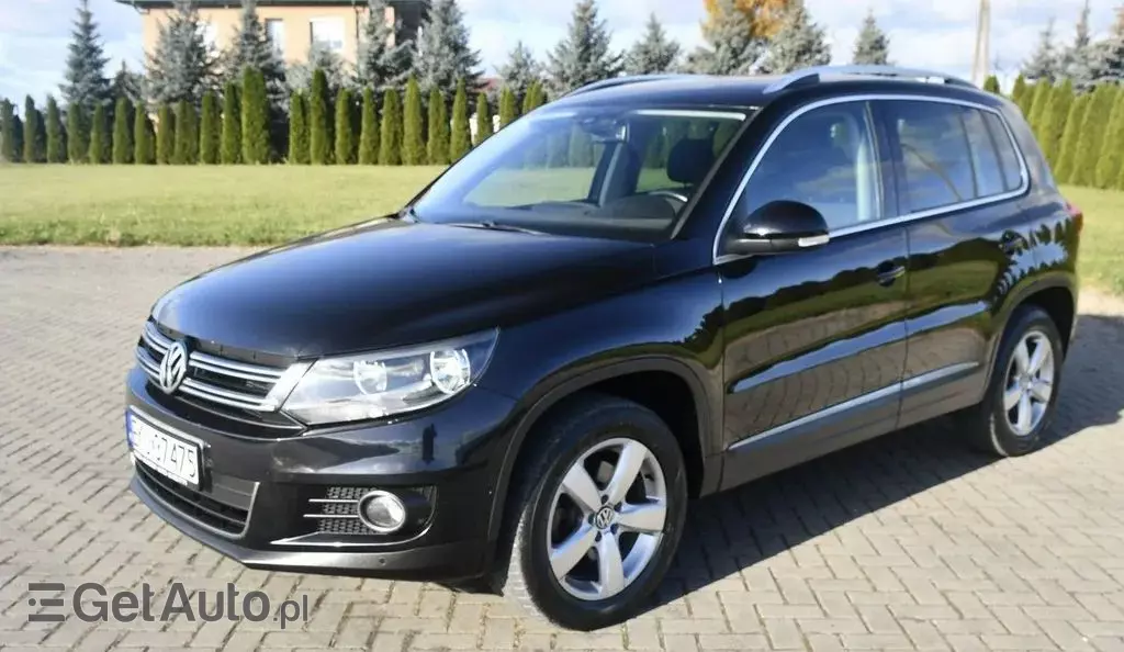 VOLKSWAGEN Tiguan 