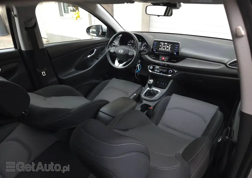 HYUNDAI I30 1.4 Select