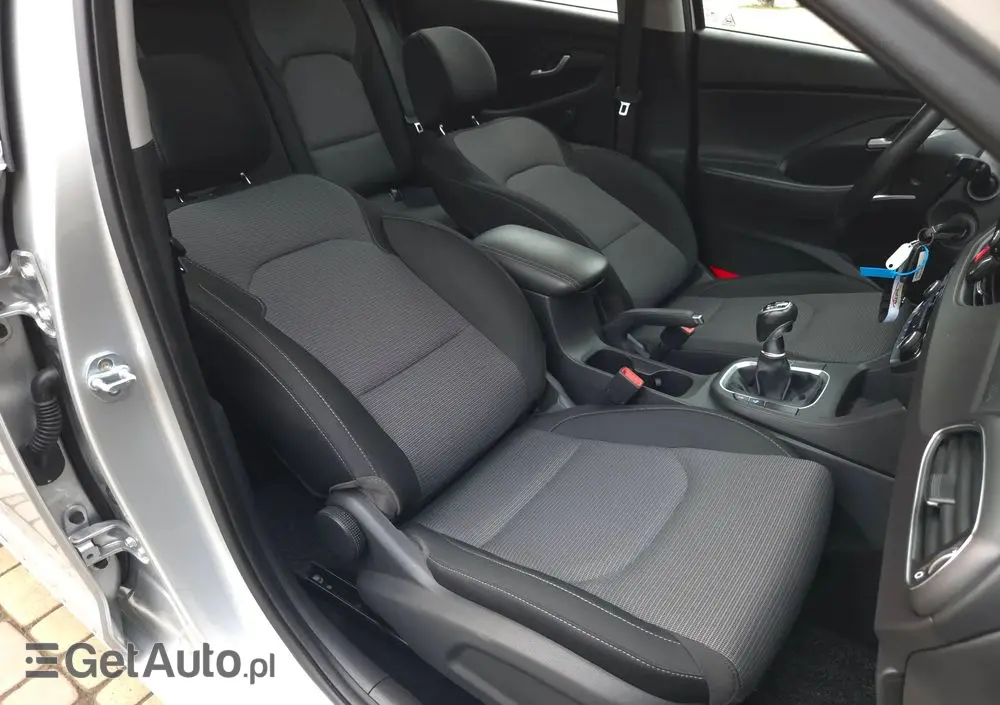 HYUNDAI I30 1.4 Select