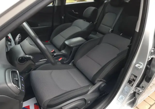 HYUNDAI I30 1.4 Select