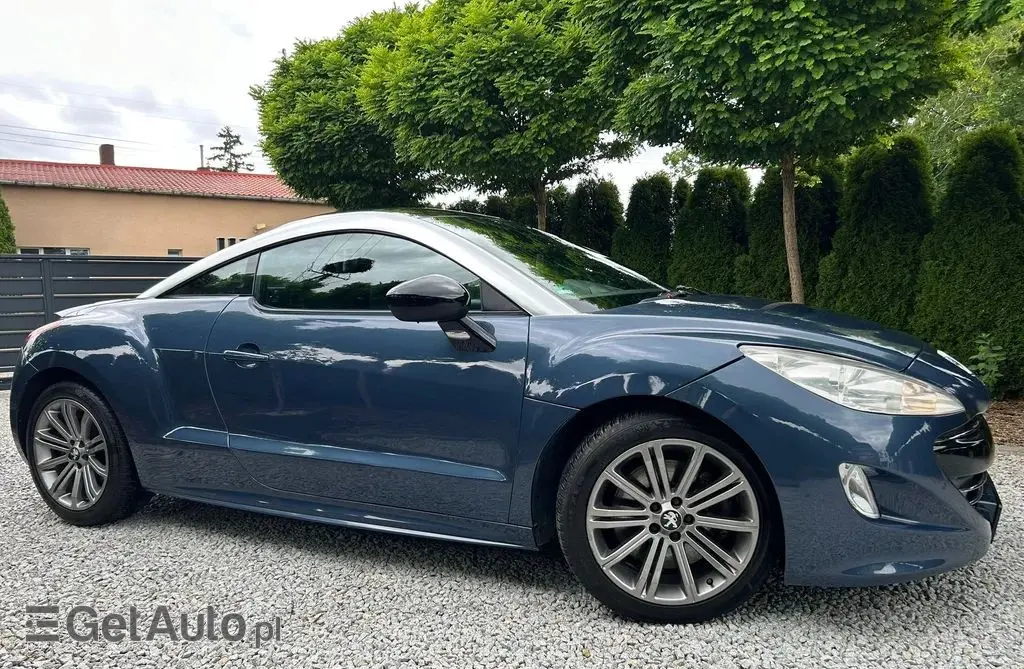 PEUGEOT RCZ 