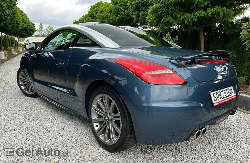 PEUGEOT RCZ 