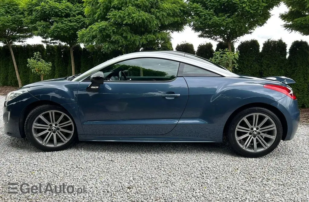 PEUGEOT RCZ 