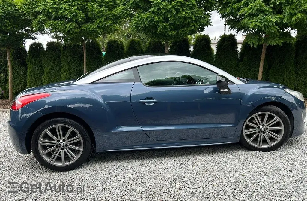PEUGEOT RCZ 