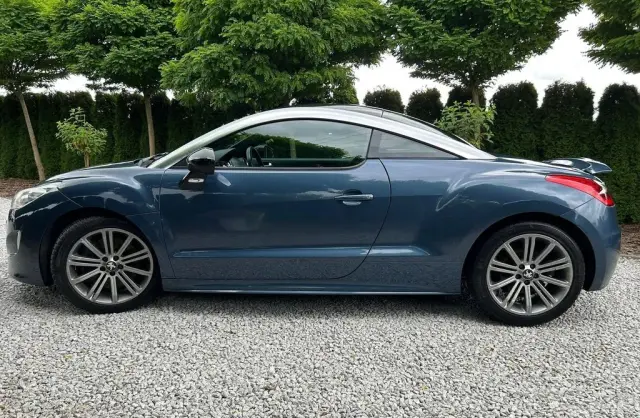 PEUGEOT RCZ 
