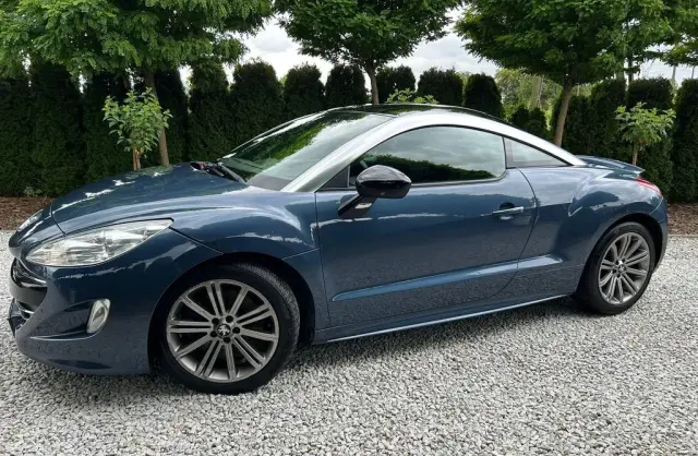 PEUGEOT RCZ 