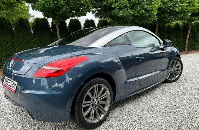 PEUGEOT RCZ 