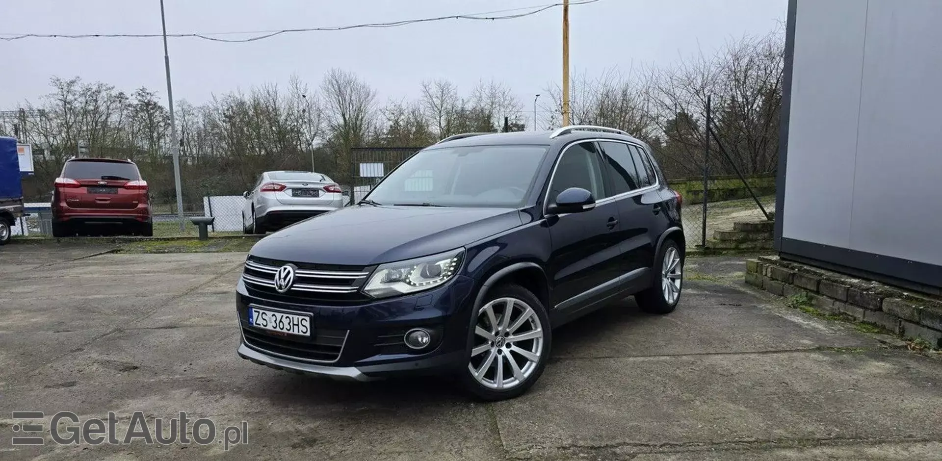 VOLKSWAGEN Tiguan 