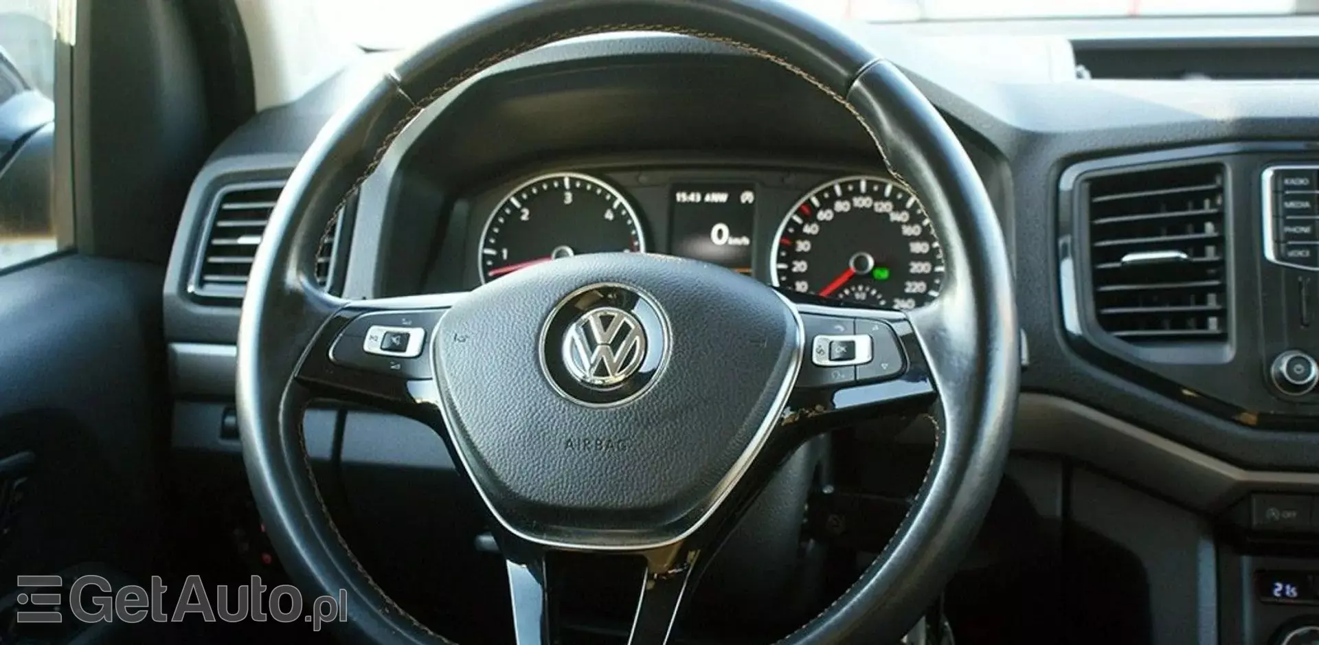 VOLKSWAGEN Amarok 