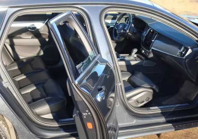 VOLVO V90 T4 Geartronic Inscription