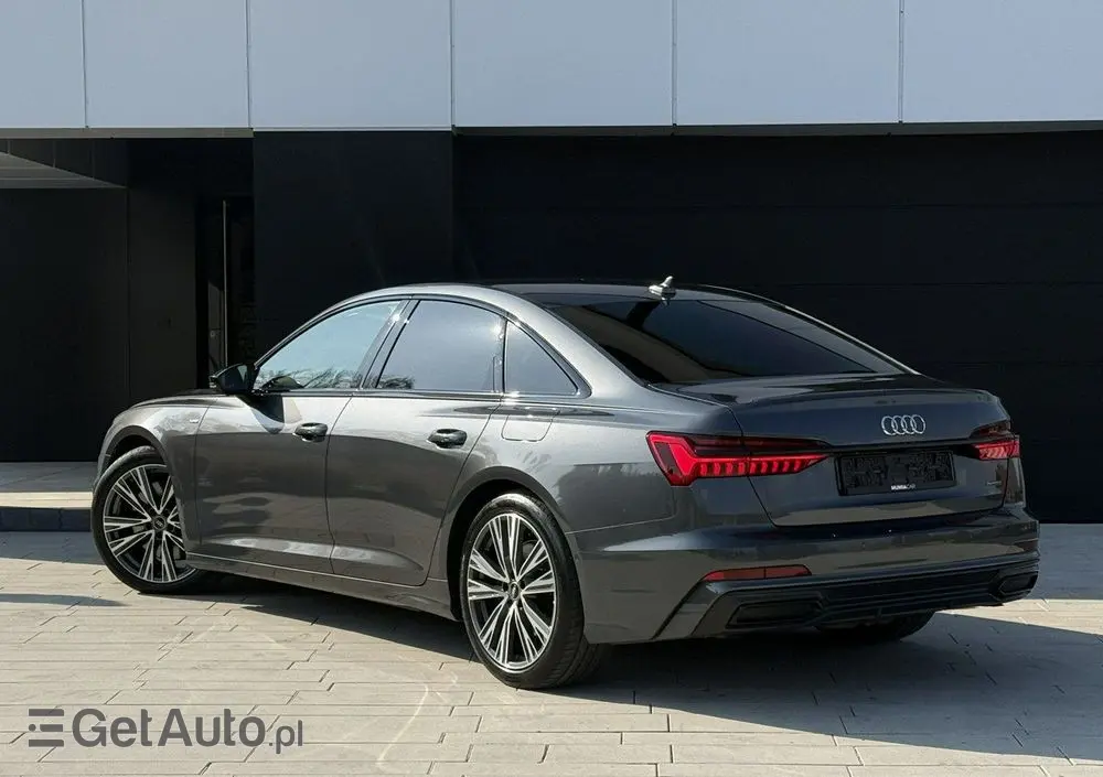 AUDI A6 Limousine 55 TFSI e PHEV Quattro S Line S tronic
