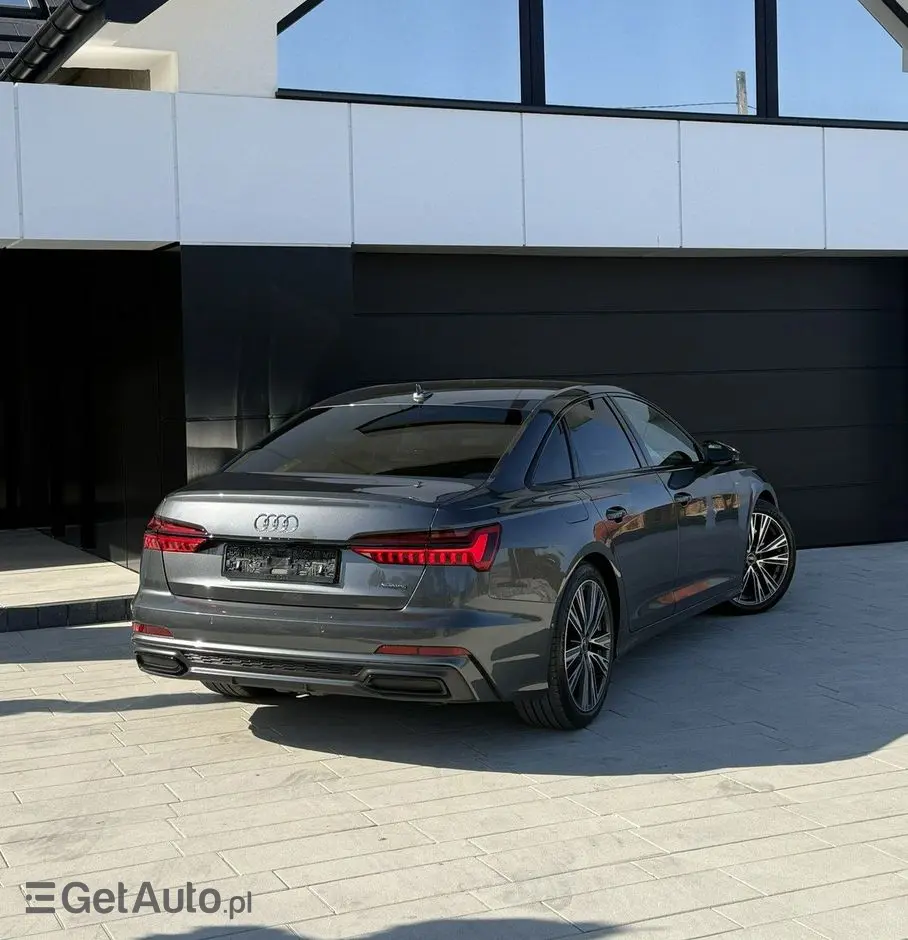AUDI A6 Limousine 55 TFSI e PHEV Quattro S Line S tronic