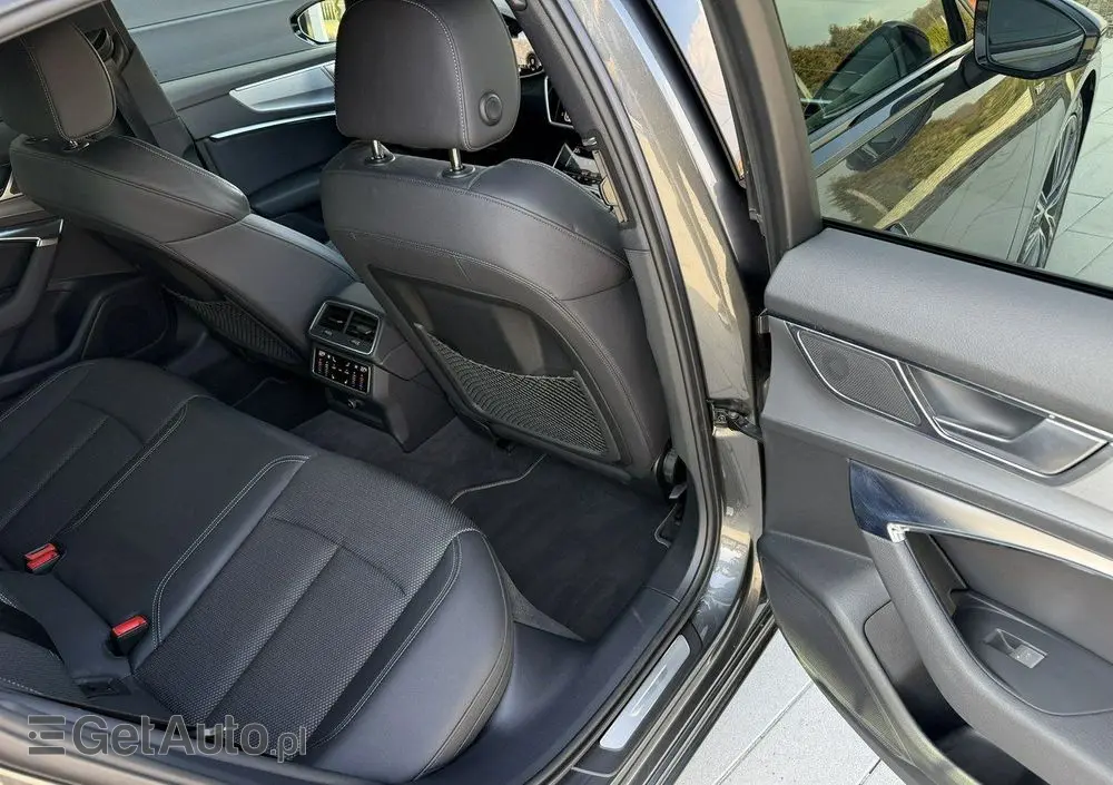 AUDI A6 Limousine 55 TFSI e PHEV Quattro S Line S tronic