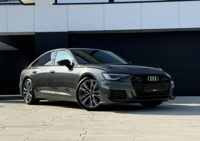 AUDI A6 Limousine 55 TFSI e PHEV Quattro S Line S tronic