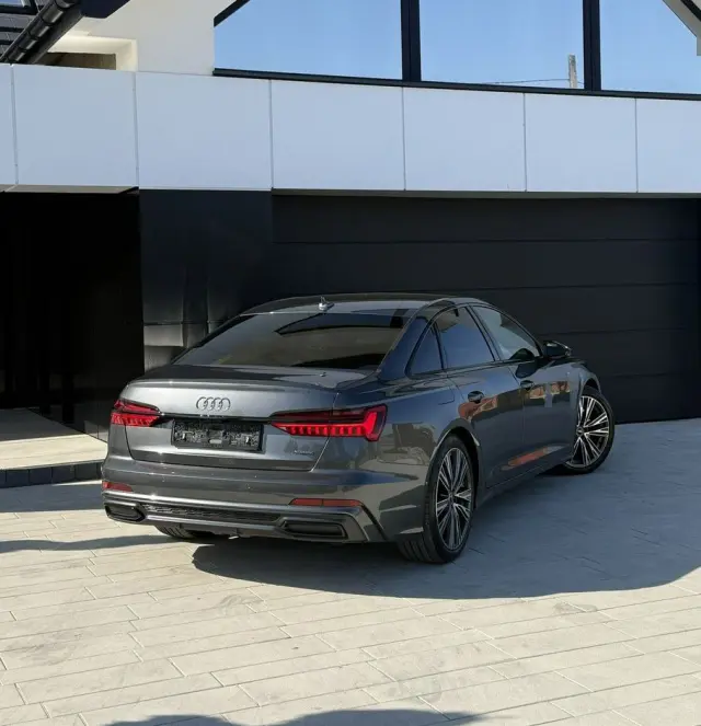 AUDI A6 Limousine 55 TFSI e PHEV Quattro S Line S tronic