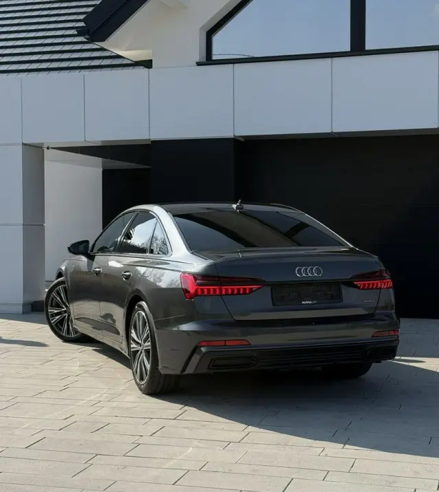 AUDI A6 Limousine 55 TFSI e PHEV Quattro S Line S tronic