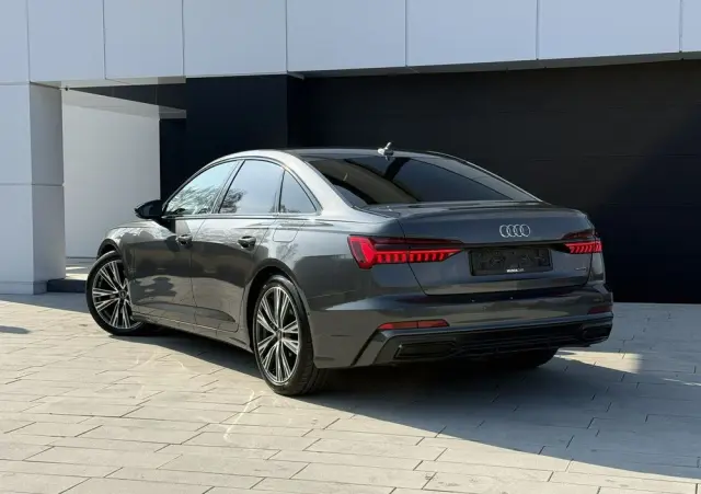 AUDI A6 Limousine 55 TFSI e PHEV Quattro S Line S tronic