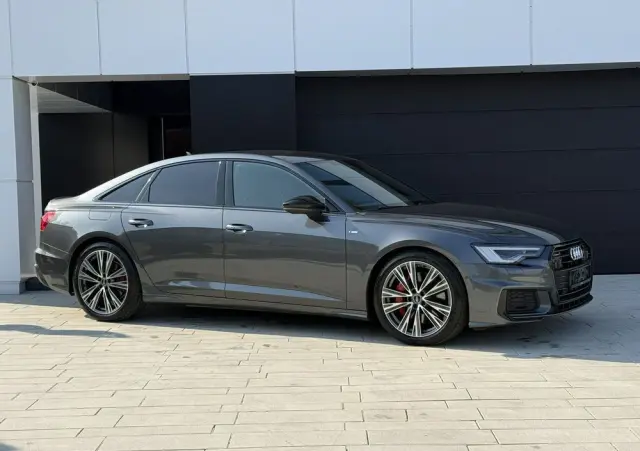 AUDI A6 Limousine 55 TFSI e PHEV Quattro S Line S tronic