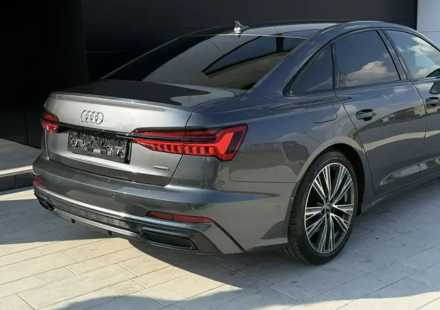 AUDI A6 Limousine 55 TFSI e PHEV Quattro S Line S tronic