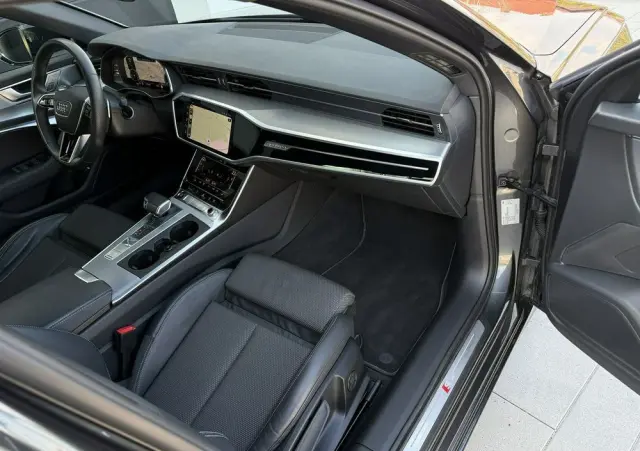 AUDI A6 Limousine 55 TFSI e PHEV Quattro S Line S tronic