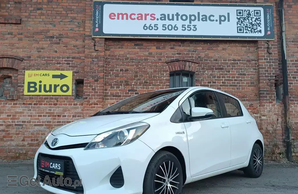 TOYOTA Yaris 