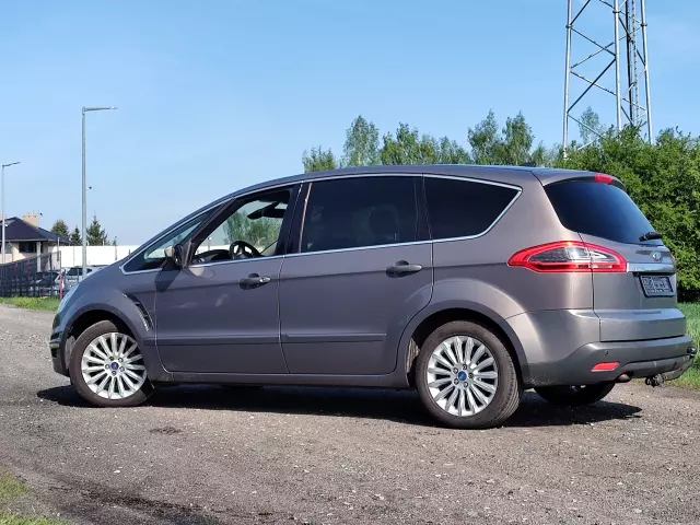 FORD S-Max Trend