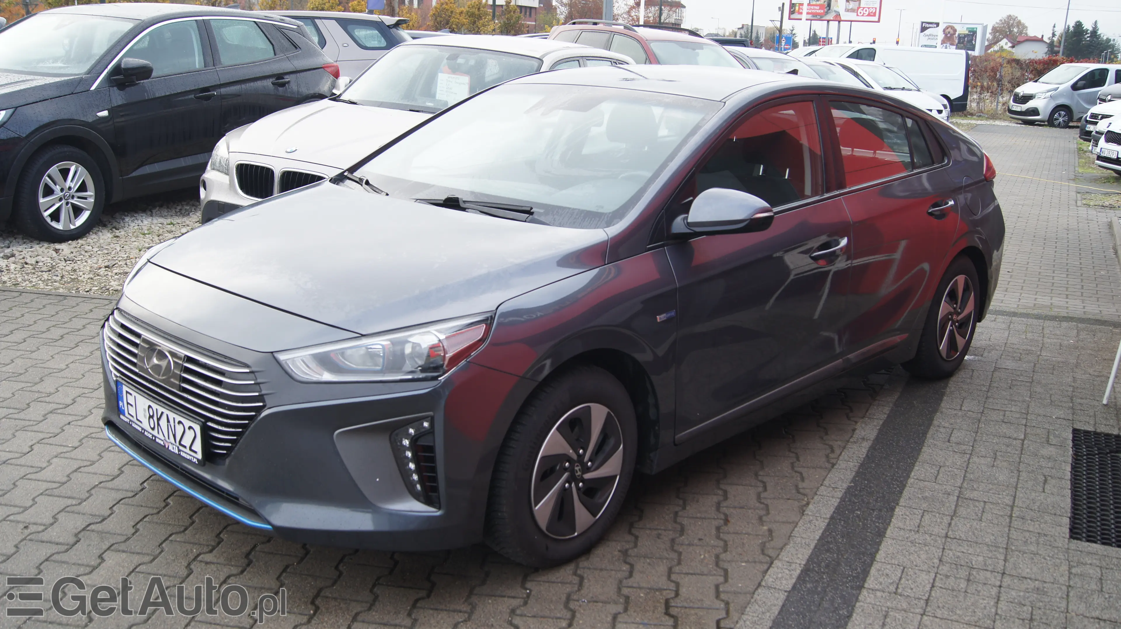 HYUNDAI Ioniq Business