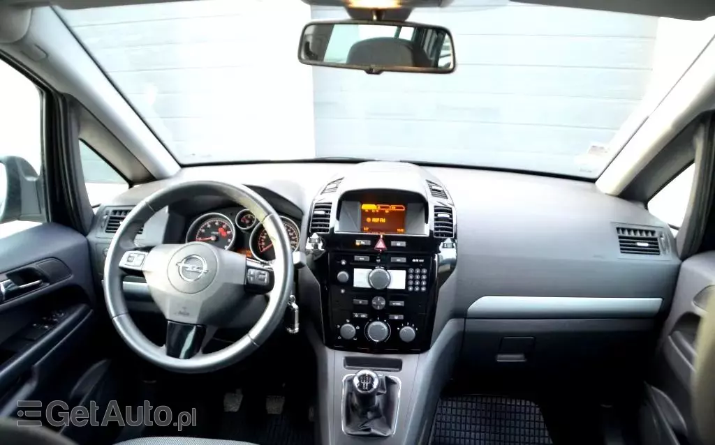 OPEL Zafira 