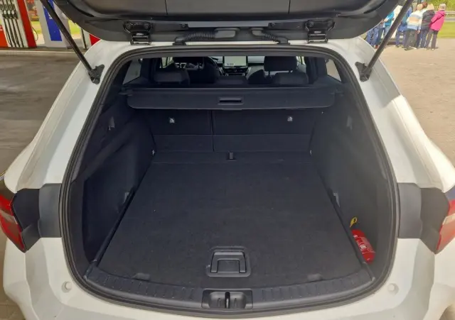 TOYOTA Corolla 1.8 Hybrid Comfort