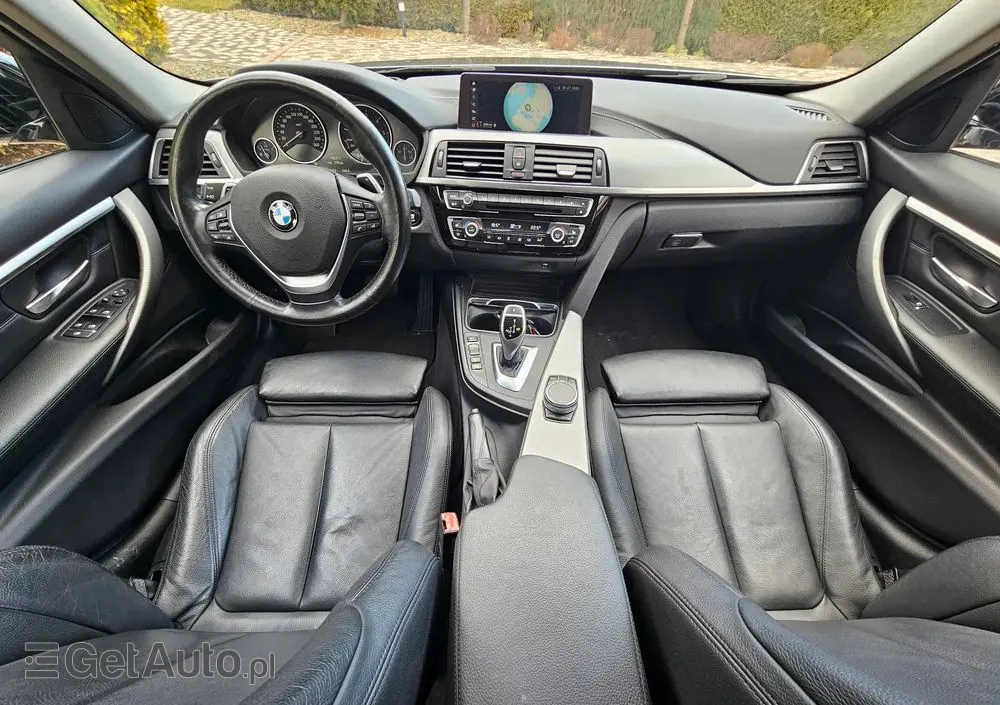 BMW Seria 3 320d xDrive Sport Line Shadow sport