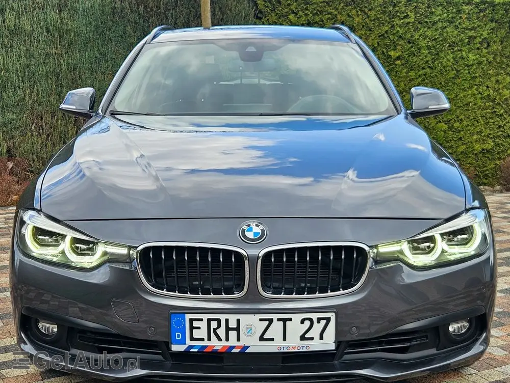 BMW Seria 3 320d xDrive Sport Line Shadow sport
