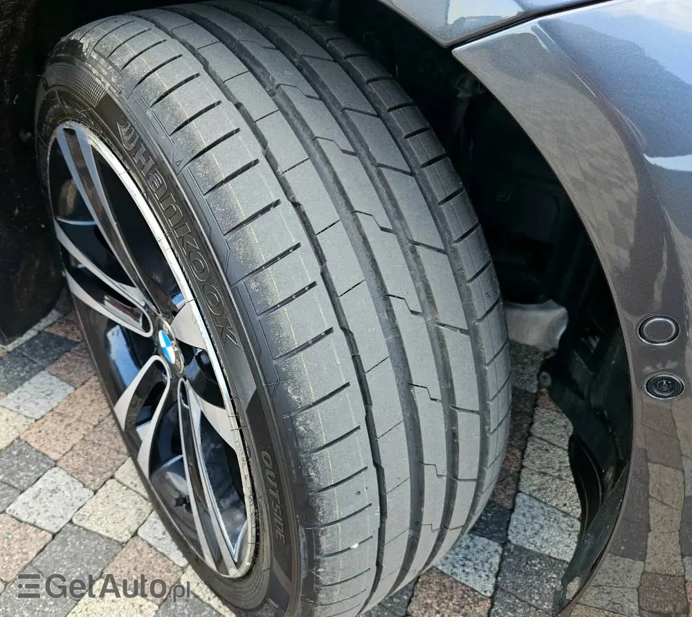 BMW Seria 3 320d xDrive Sport Line Shadow sport