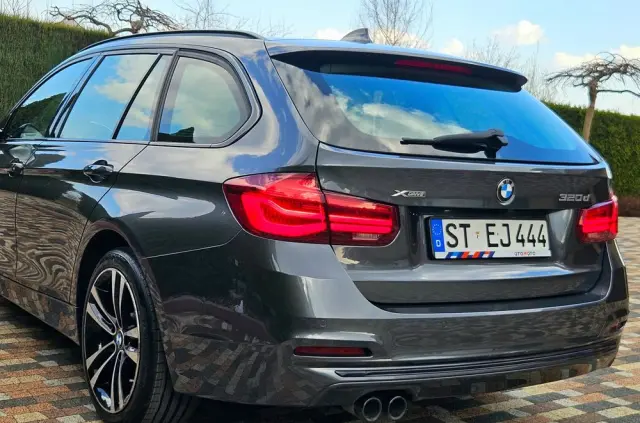 BMW Seria 3 320d xDrive Sport Line Shadow sport