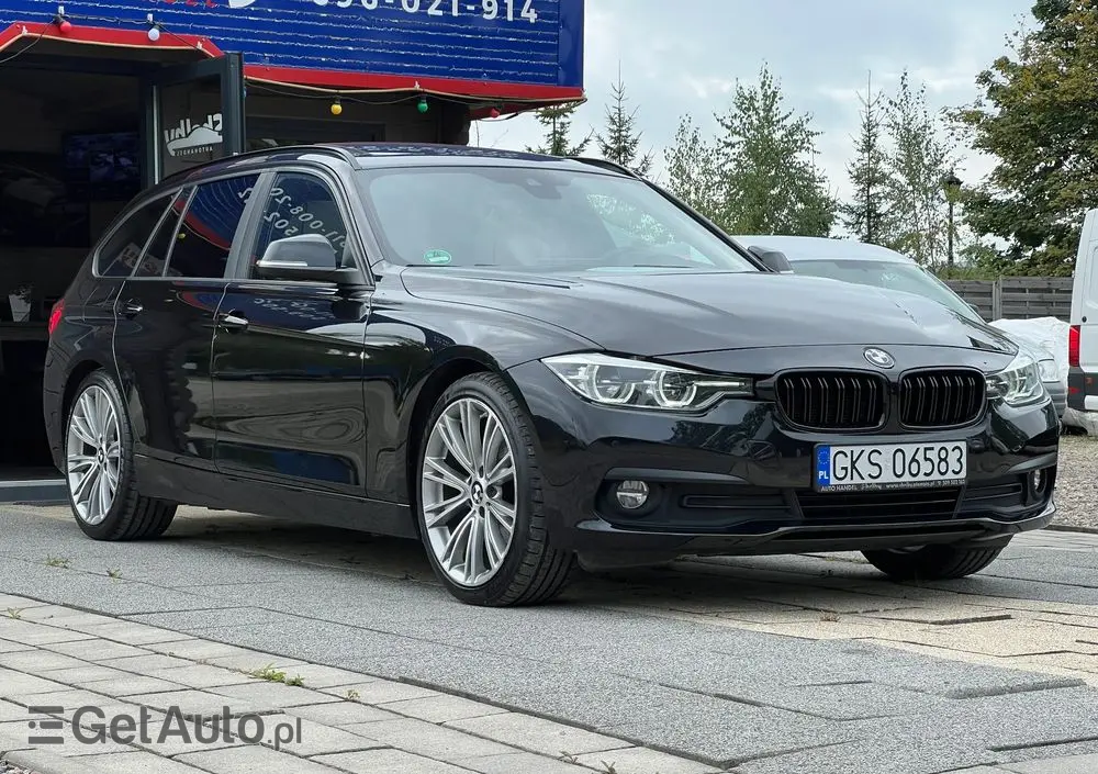 BMW Seria 3 318d Touring Edition Luxury Line Purity