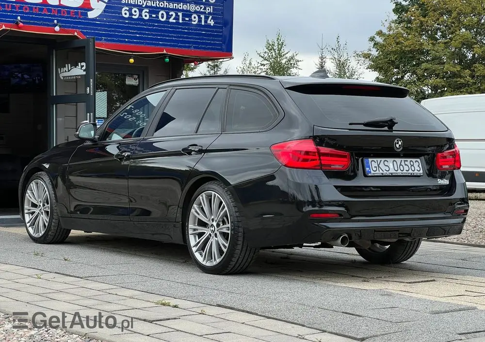 BMW Seria 3 318d Touring Edition Luxury Line Purity
