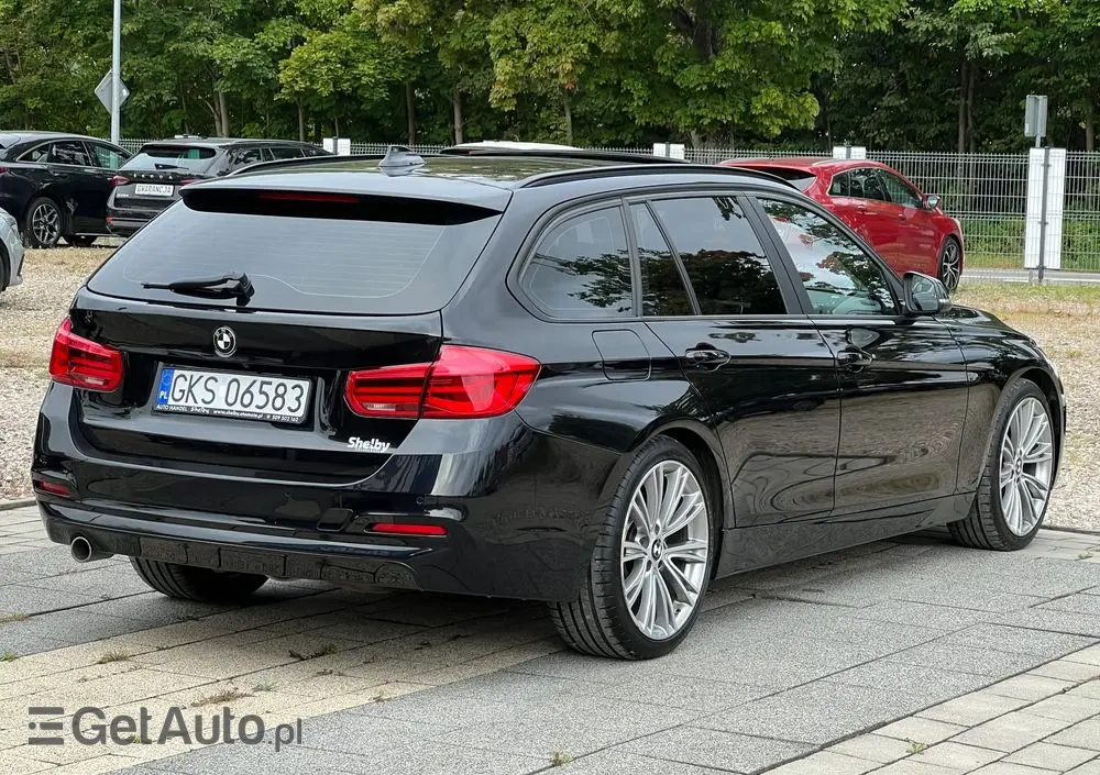 BMW Seria 3 318d Touring Edition Luxury Line Purity