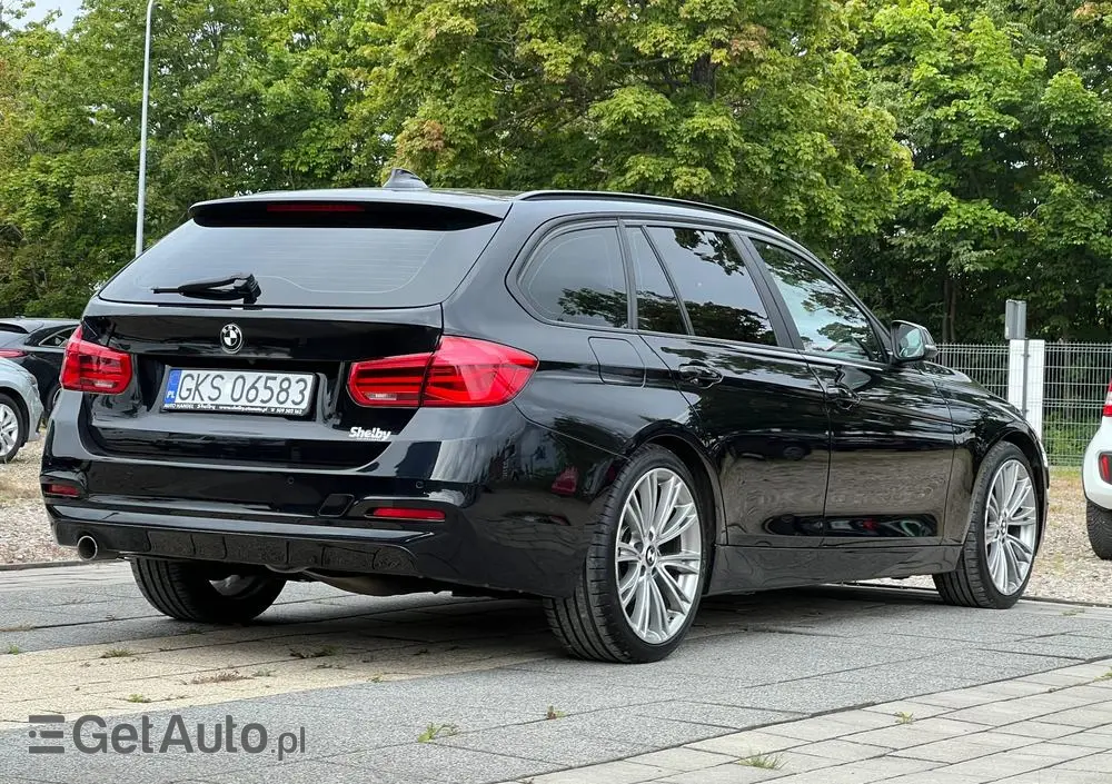 BMW Seria 3 318d Touring Edition Luxury Line Purity