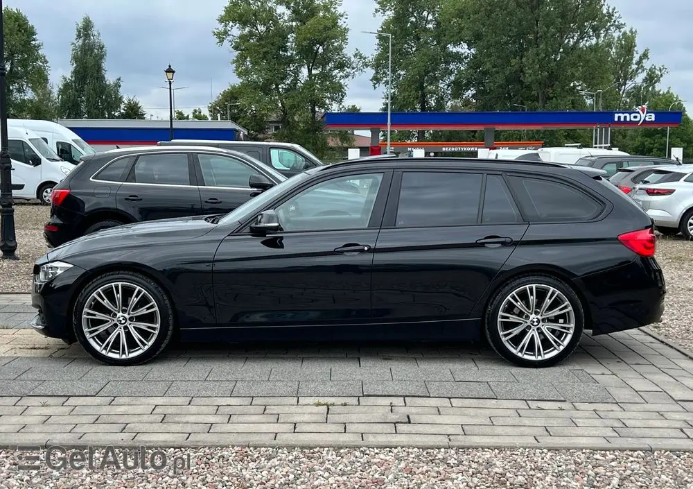 BMW Seria 3 318d Touring Edition Luxury Line Purity