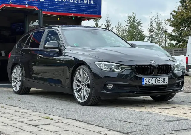 BMW Seria 3 318d Touring Edition Luxury Line Purity