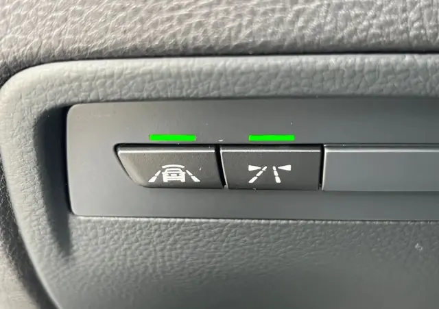 BMW Seria 3 318d Touring Edition Luxury Line Purity