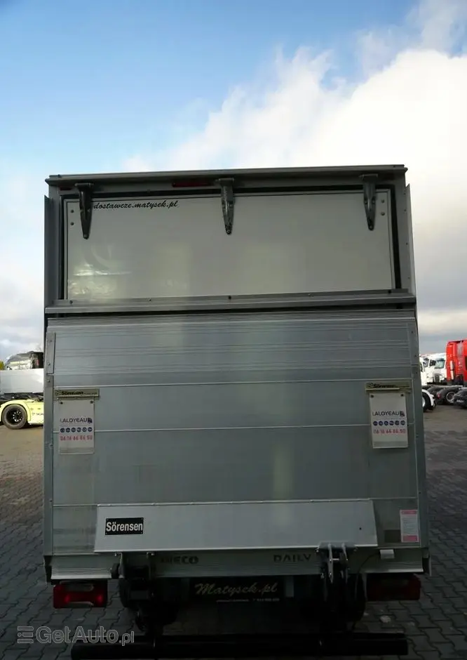 IVECO DAILY 35-160 / KONTENER 4,2 M    / WINDA  / BLIŹNIAK   DMC: 3500 KG /  2022 