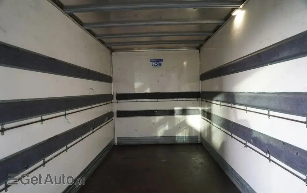 IVECO DAILY 35-160 / KONTENER 4,2 M    / WINDA  / BLIŹNIAK   DMC: 3500 KG /  2022 