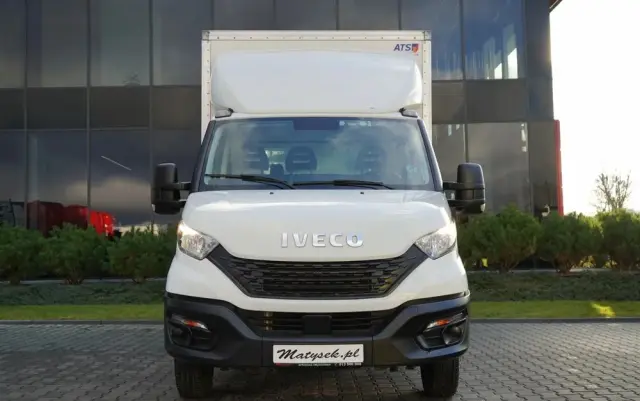 IVECO DAILY 35-160 / KONTENER 4,2 M    / WINDA  / BLIŹNIAK   DMC: 3500 KG /  2022 