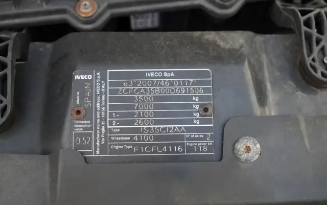 IVECO DAILY 35-160 / KONTENER 4,2 M    / WINDA  / BLIŹNIAK   DMC: 3500 KG /  2022 