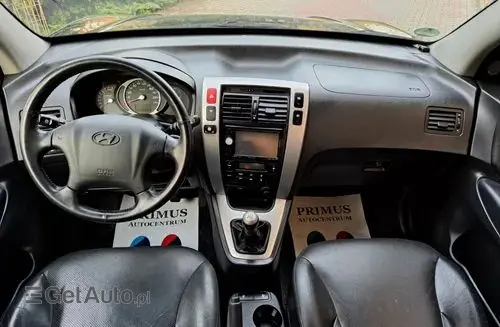 HYUNDAI Tucson 