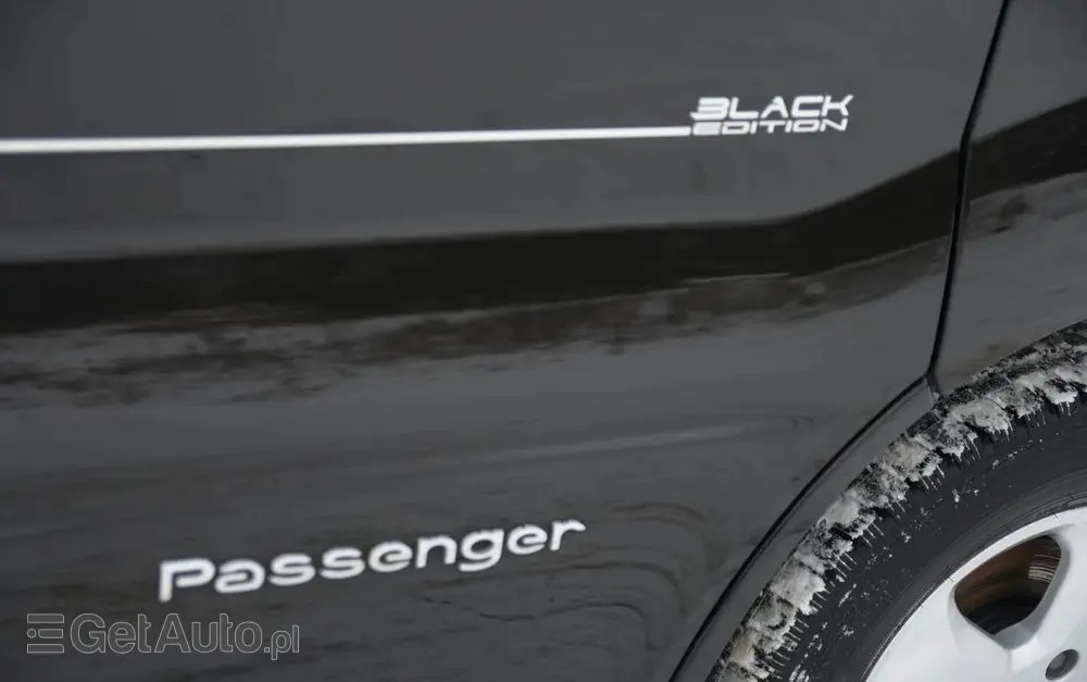 RENAULT Trafic FAP Grand Passenger Black Edition